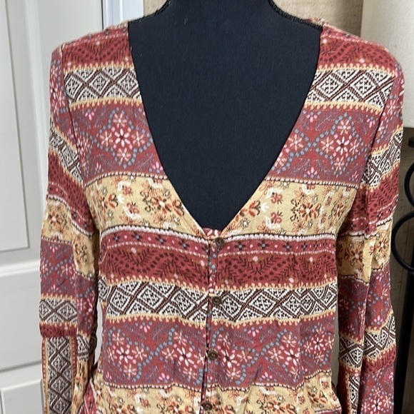 SADIE and Sage Top Size Small Bell Sleeve Prairie Rustic Peasant Boho - Picture 2 of 10